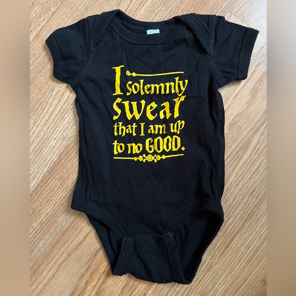 Harry Potter onesie - Picture 1 of 2
